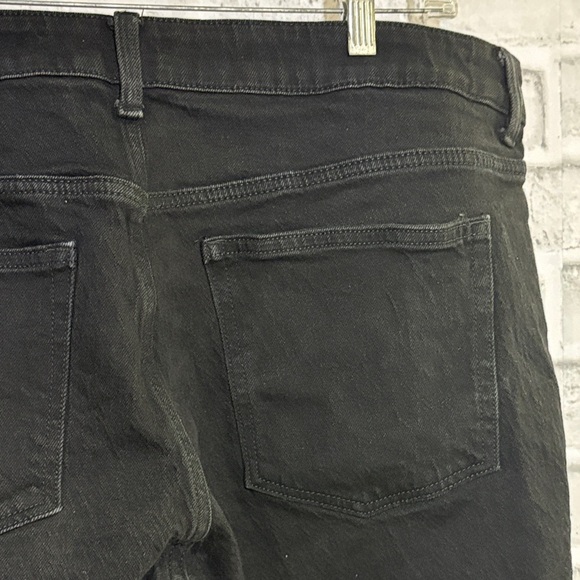 H&M Women's Black Straight Leg Jeans, size XL - Picture 8 of 8